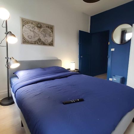 Residence Place Verte - Situe Au Pied Du Musee De Βαλενσιέν Εξωτερικό φωτογραφία